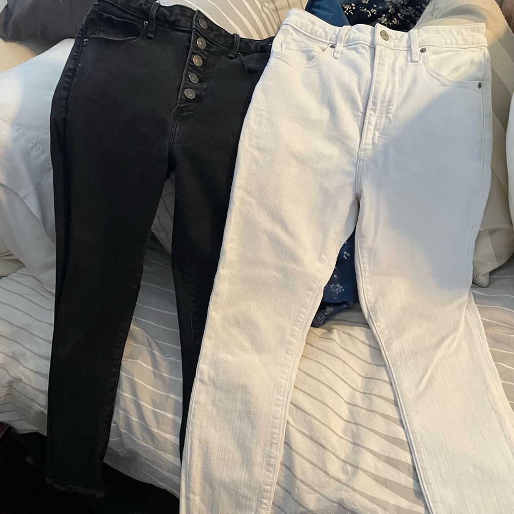 2 pack of Abercrombie skinny ankle jeans, size 27